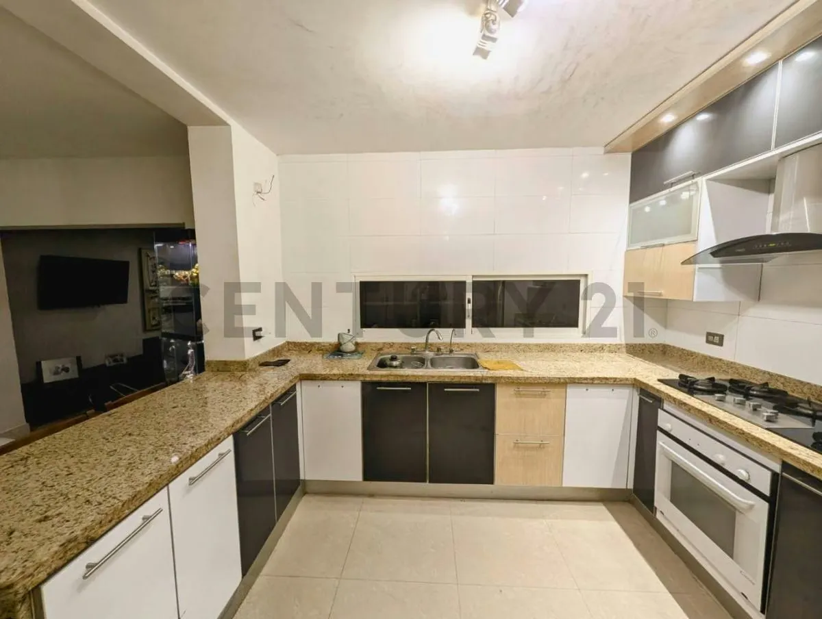 TOWN HOUSE EN BRISAS DE SAN MIGUEL, MUNICIPIO MANEIRO, ISLA DE MARGARITA - 4