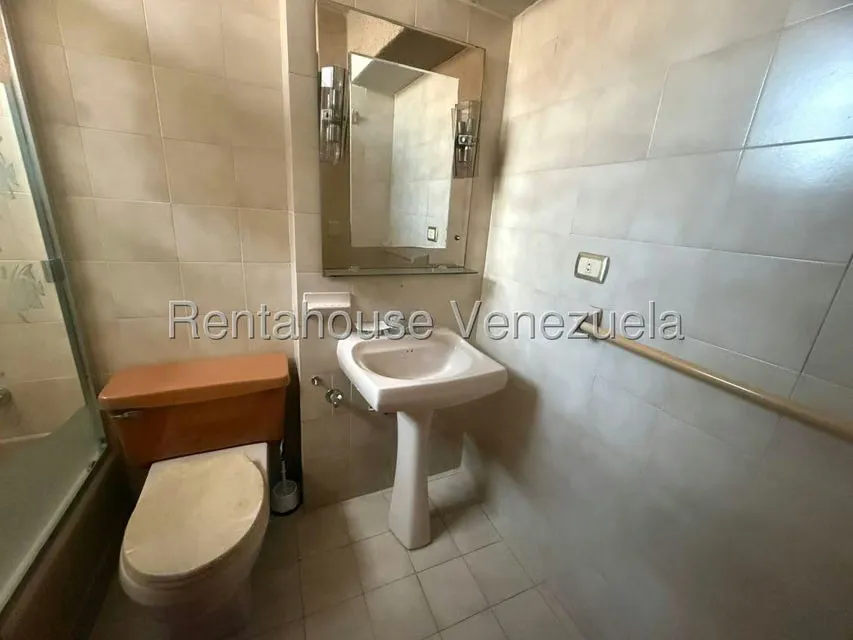 Apartamento (1 Nivel) en Venta en San Bernardino, Distrito Metropolitano - 15