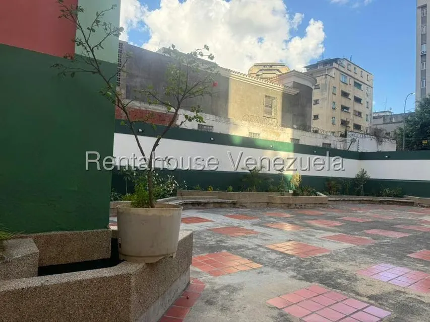 Apartamento (1 Nivel) en Venta en San Bernardino, Distrito Metropolitano - 18