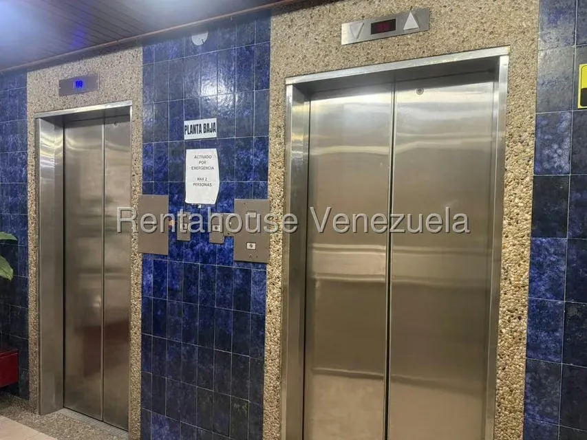 Apartamento (1 Nivel) en Venta en San Bernardino, Distrito Metropolitano - 21