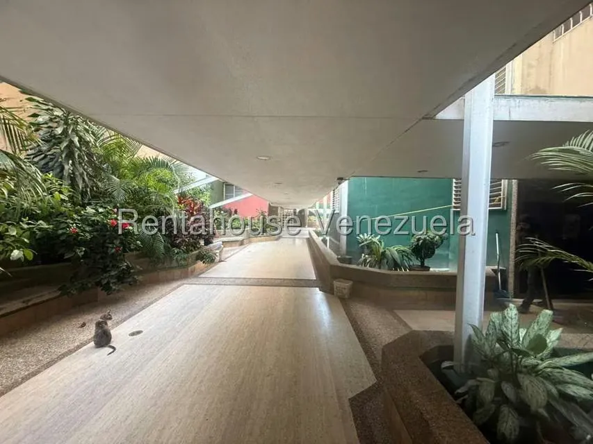 Apartamento (1 Nivel) en Venta en San Bernardino, Distrito Metropolitano - 10
