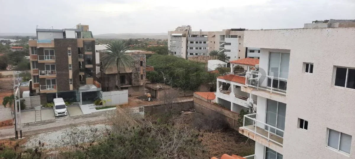 Edificio en venta en Playa el Yaque Isla de Margarita con vista al mar. - 13