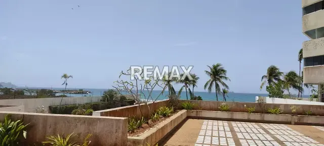 APARTAMENTO TOTALMENTE REMODELADO EN LA CIUDAD CON SALIDA DIRECTA AL MAR, ISLA DE MARGARITA - 17