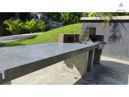 View 25