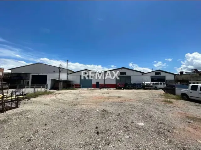 Venta de 4 Galpones y 3 Locales sobre parcela de 6.835 M2 Cerca Ciudad Traki Guacara - 8