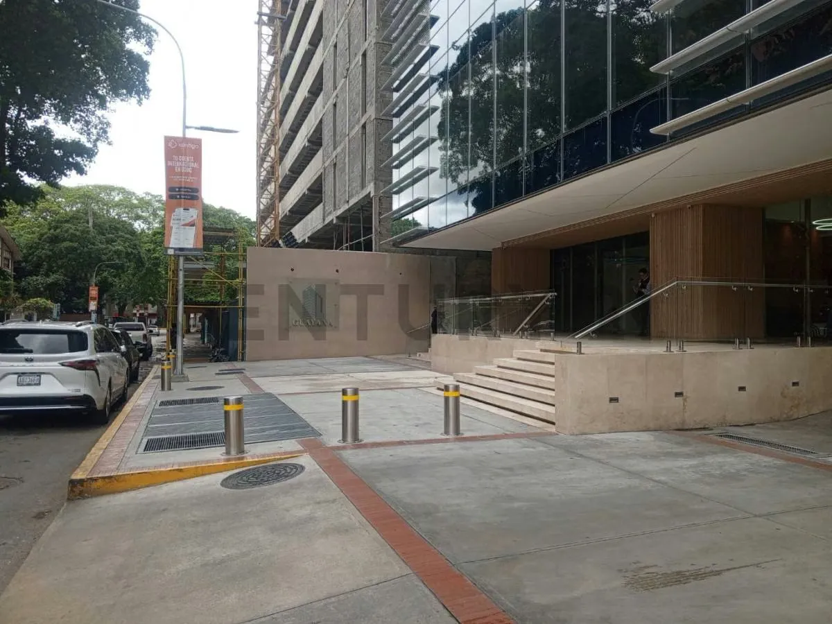 Excelencia y Amplitud: 204 M2 de vision corporativa en Torre Guayana. - 2