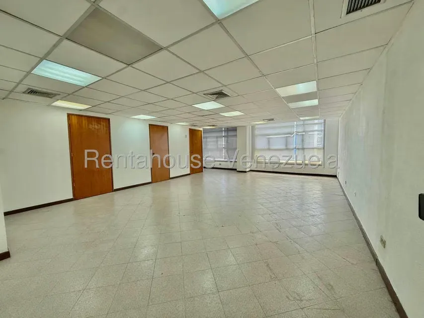 Oficina en Alquiler en Chacao, Distrito Metropolitano - 13