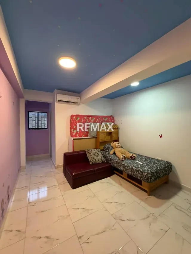 Venta de casa moderna en Jardín Mañongo - 12