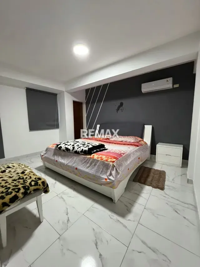 Venta de casa moderna en Jardín Mañongo - 10