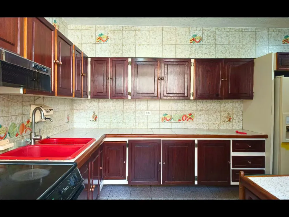 Apartamento en Venta Urb El Cafetal, 127MT2,4H,3B,1E 25-71 - 8