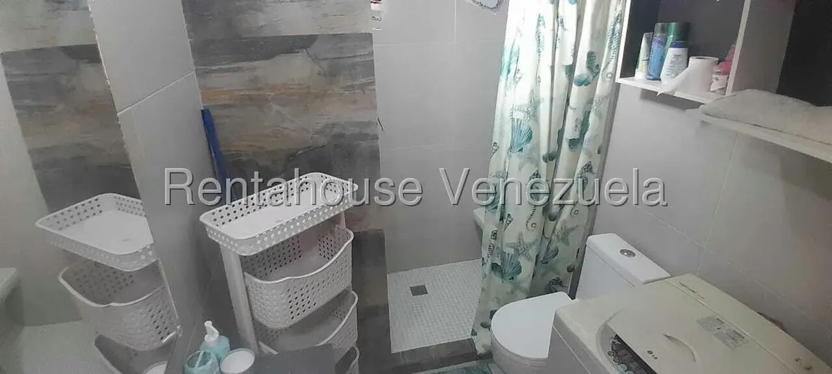 Apartamento (1 Nivel) en Venta en Costa Azul, Nueva Esparta - 5
