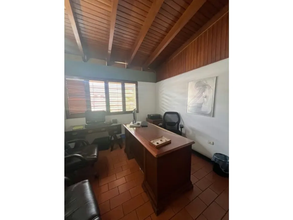 Se Vende casa 447m2 4h+s/4b/4p Caurimare 9751 - 8
