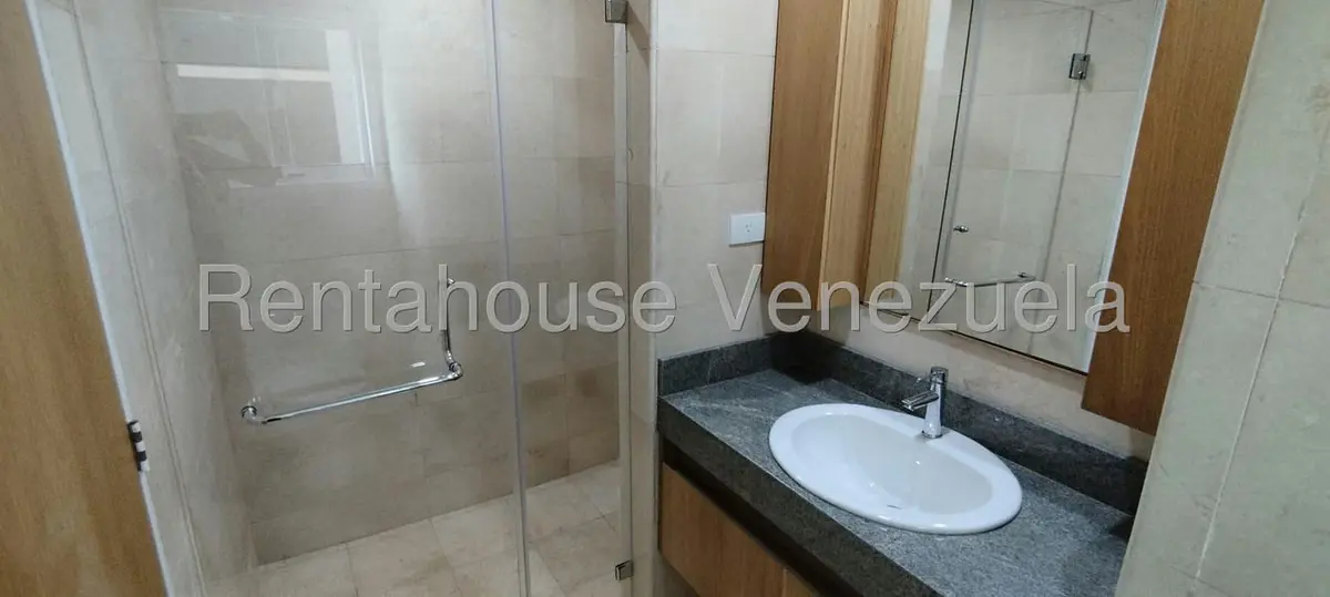 Apartamento (1 Nivel) en Venta en La Lagunita Country Club, Distrito Metropolitano - 28