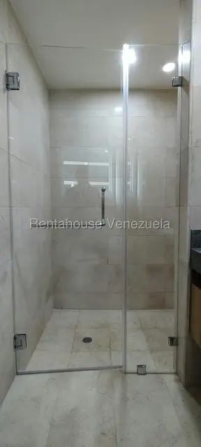 Apartamento (1 Nivel) en Venta en La Lagunita Country Club, Distrito Metropolitano - 30