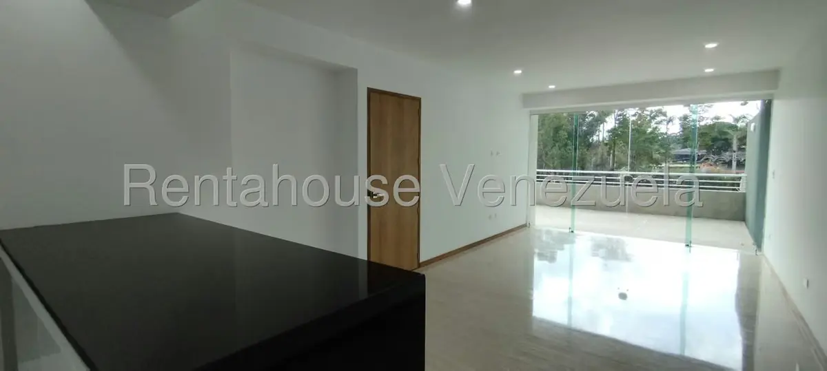 Apartamento (1 Nivel) en Venta en La Lagunita Country Club, Distrito Metropolitano - 8
