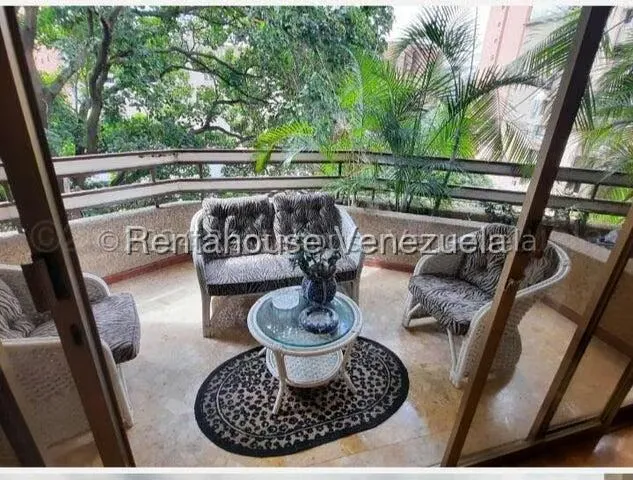 Apartamento (1 Nivel) en Alquiler en El Rosal, Distrito Metropolitano - 14