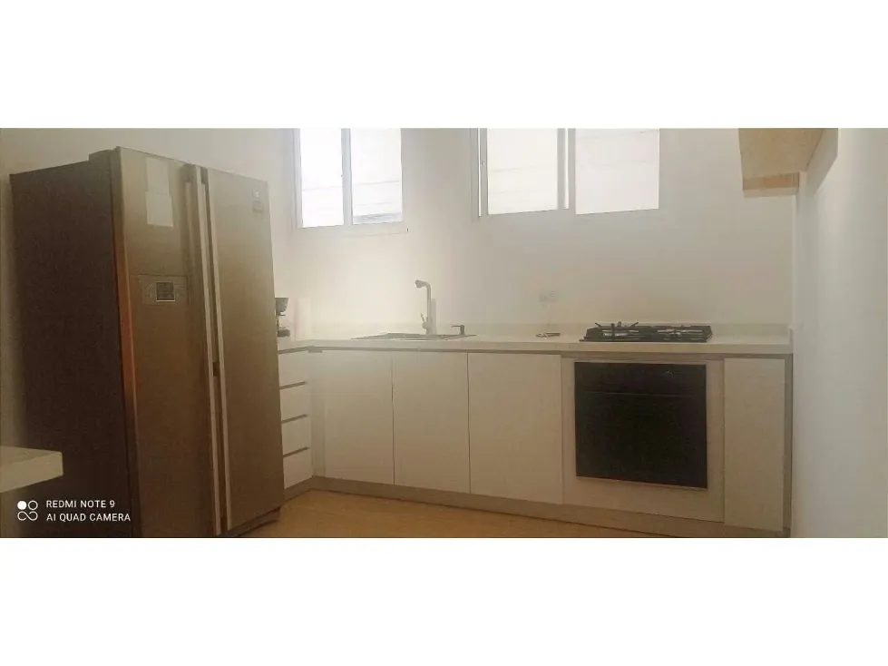 Se alquila apartamento 118m2 Los Palos Grandes 9780 - 4