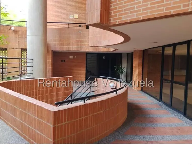 Apartamento (1 Nivel) en Venta en Los Samanes, Distrito Metropolitano - 3