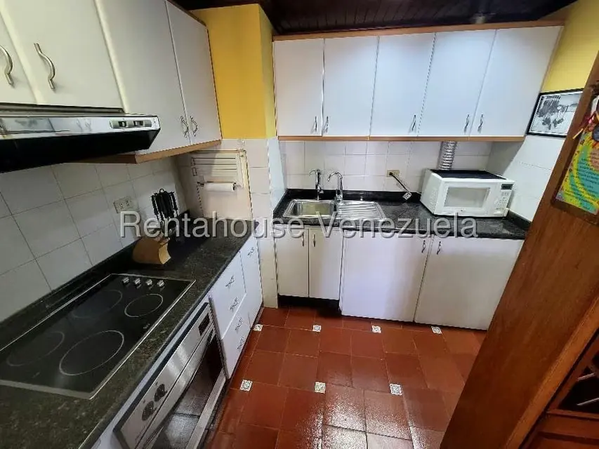 Apartamento (1 Nivel) en Alquiler en Chuao, Distrito Metropolitano - 12