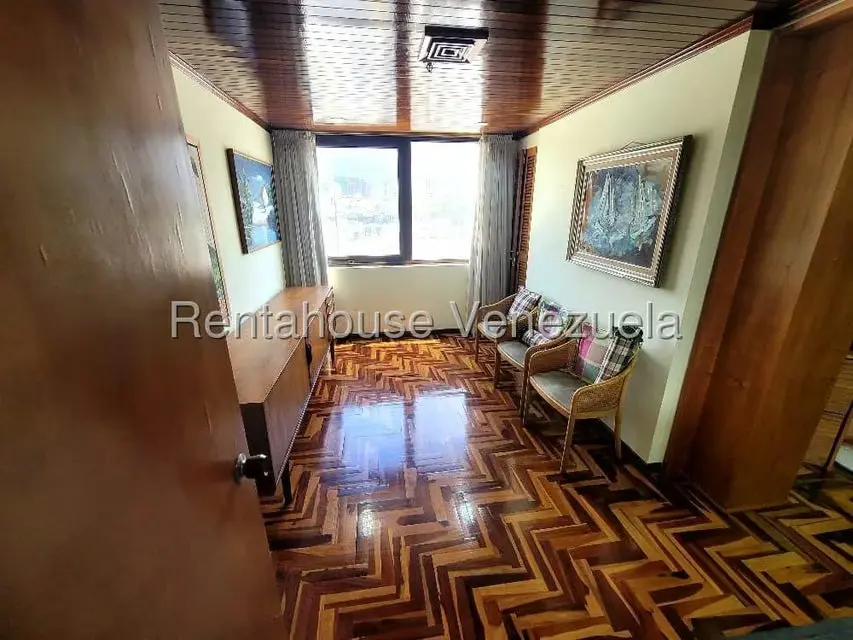 Apartamento (1 Nivel) en Alquiler en Chuao, Distrito Metropolitano - 16