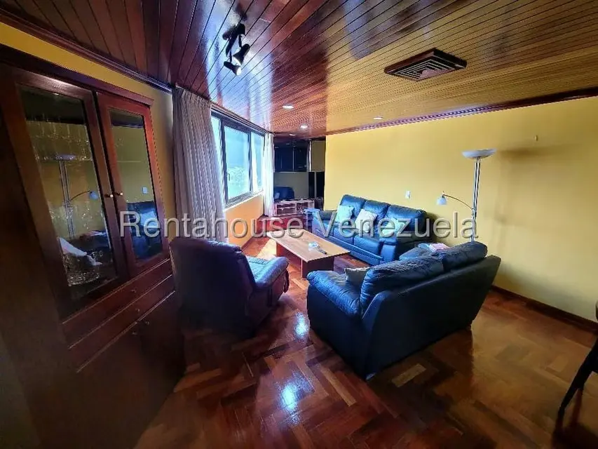 Apartamento (1 Nivel) en Alquiler en Chuao, Distrito Metropolitano - 5