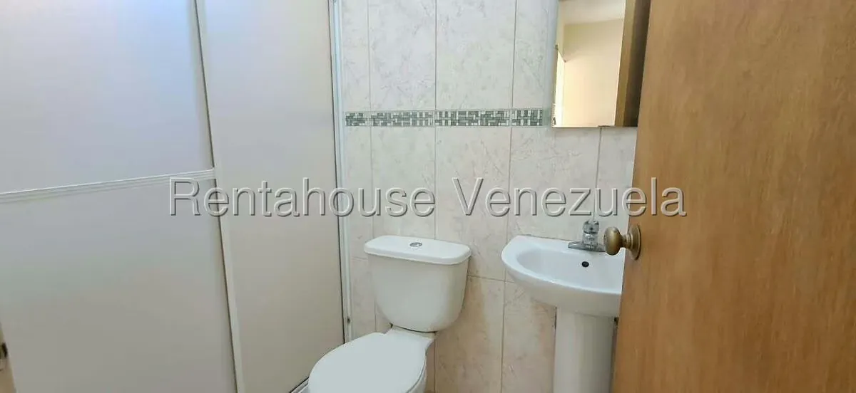 Apartamento (1 Nivel) en Alquiler en Agua Blanca, Carabobo - 23