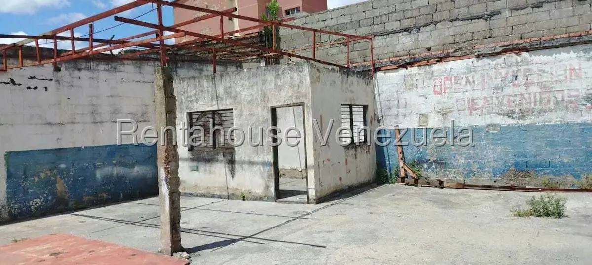 Terreno (Comercial) en Venta en Centro, Lara - 2