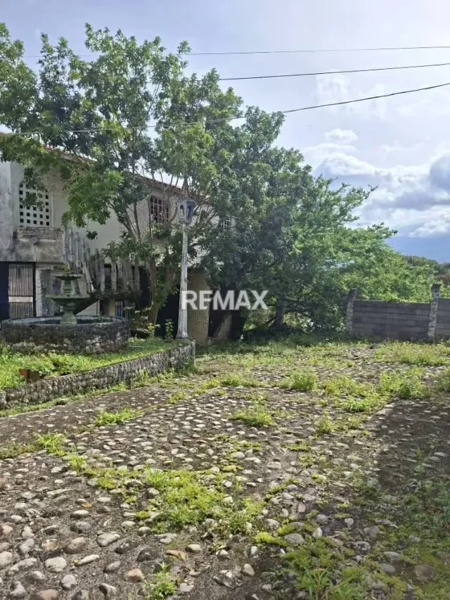 Ubicación: Sector La Laguna, Aldea Sucre, Vía Principal, Vía Transandina, Estado Táchira - 2