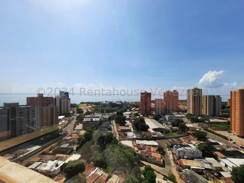 Apartamento (1 Nivel) en Venta en La Lago, Zulia - 12