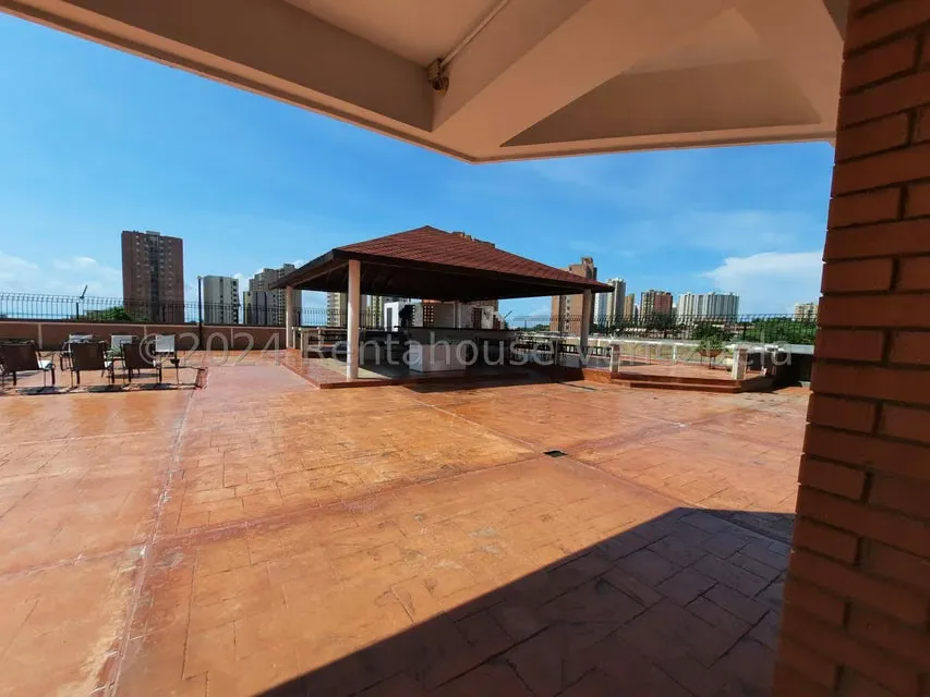 Apartamento (1 Nivel) en Venta en La Lago, Zulia - 23