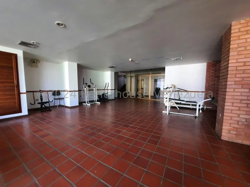 Apartamento (1 Nivel) en Venta en La Lago, Zulia - 26