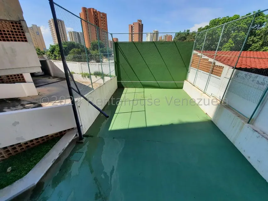 Apartamento (1 Nivel) en Venta en La Lago, Zulia - 28