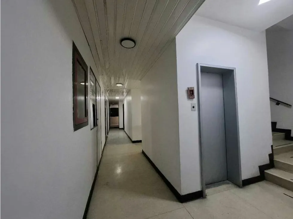 EDIFICIO EN VENTA EN EL CORAZON DEL CENTRO DE CARACAS 1500m2 - 2