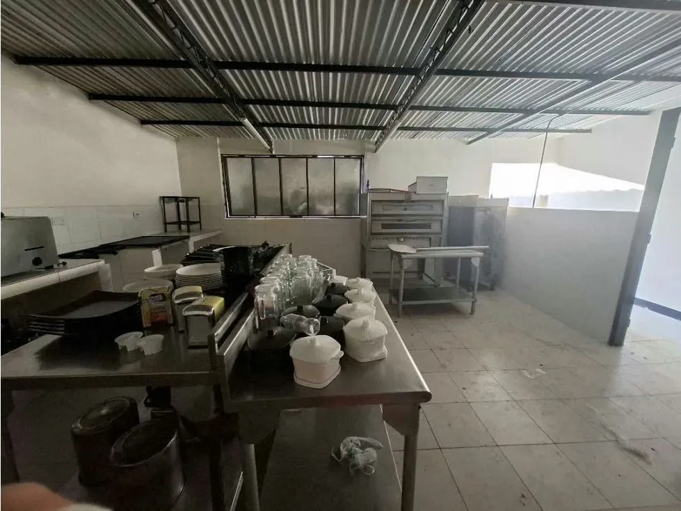 EDIFICIO EN VENTA EN EL CORAZON DEL CENTRO DE CARACAS 1500m2 - 12