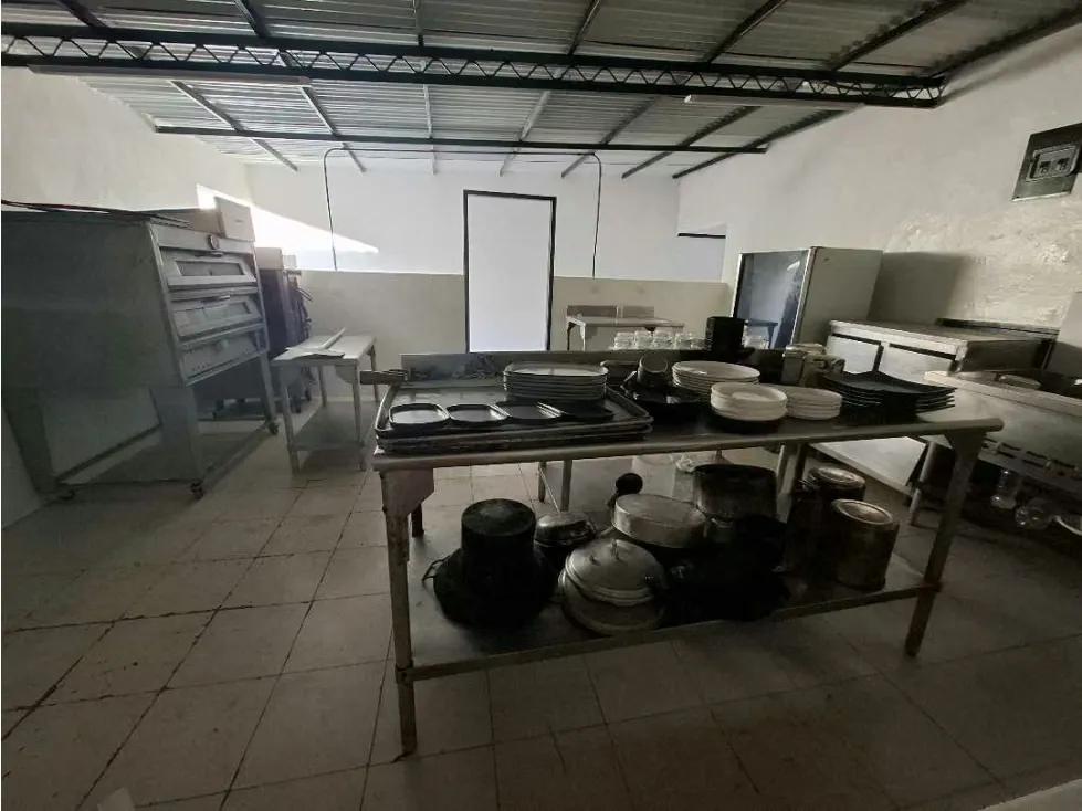 EDIFICIO EN VENTA EN EL CORAZON DEL CENTRO DE CARACAS 1500m2 - 14