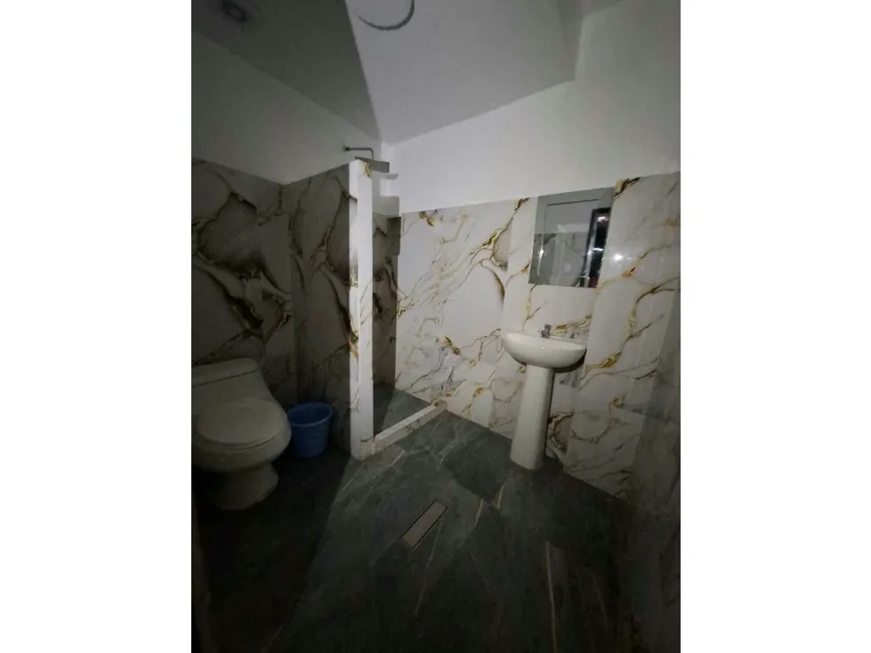 EDIFICIO EN VENTA EN EL CORAZON DEL CENTRO DE CARACAS 1500m2 - 17