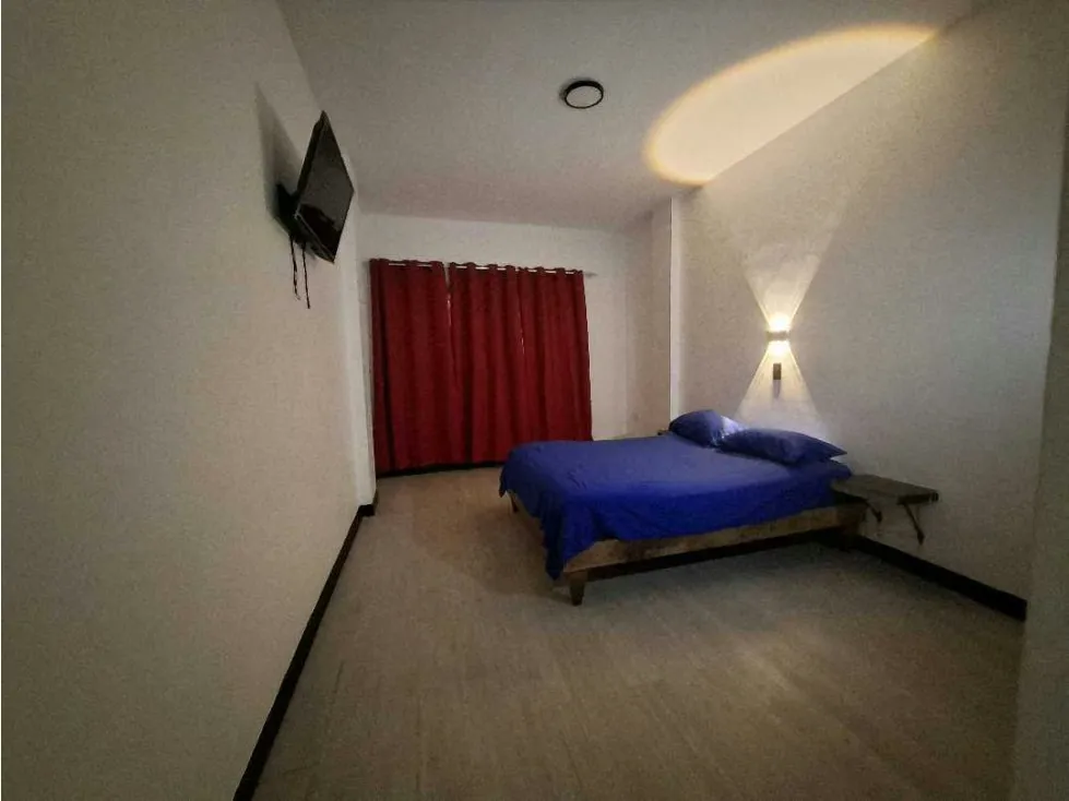 EDIFICIO EN VENTA EN EL CORAZON DEL CENTRO DE CARACAS 1500m2 - 18