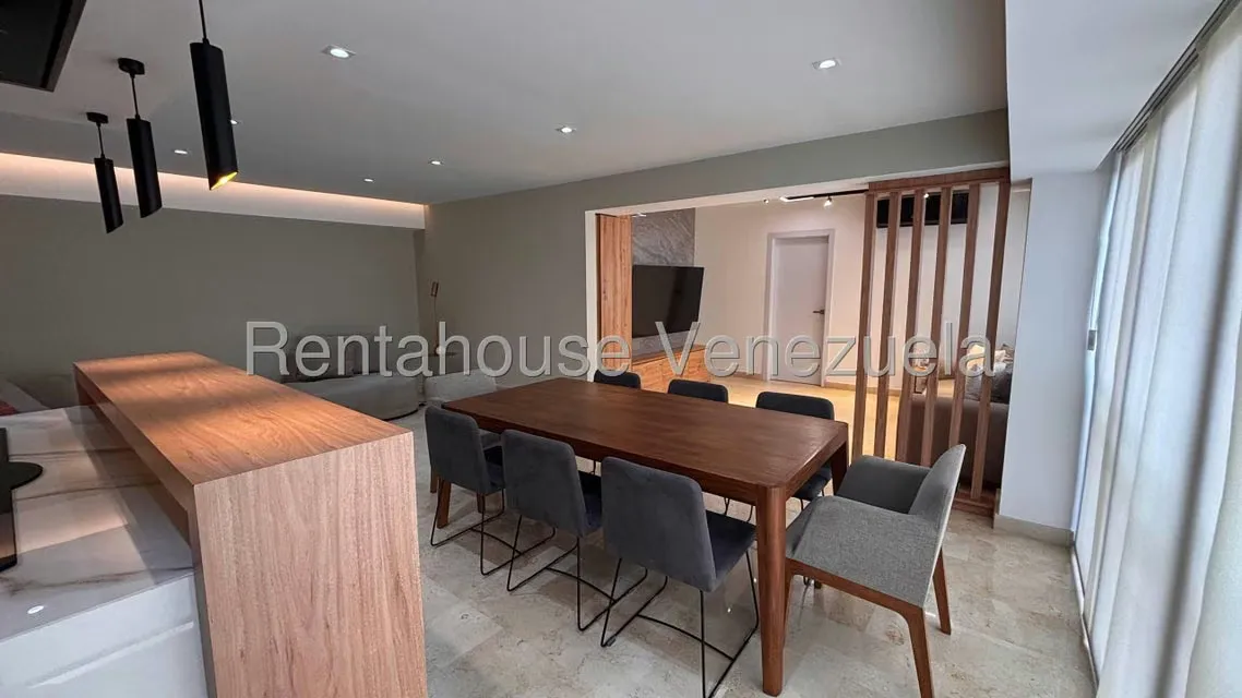 Apartamento (1 Nivel) en Alquiler en Campo Alegre, Distrito Metropolitano - 6