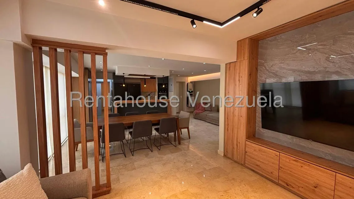 Apartamento (1 Nivel) en Alquiler en Campo Alegre, Distrito Metropolitano - 9