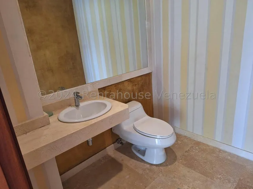 Casa (Multipes Niveles) en Venta en La Lagunita Country Club, Distrito Metropolitano - 30