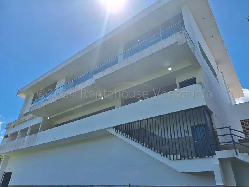 Casa (Multipes Niveles) en Venta en La Lagunita Country Club, Distrito Metropolitano - 39