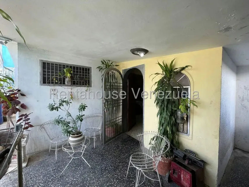 Casa (Contemporaneo) en Alquiler en Cumbres de Maracaibo, Zulia - 4