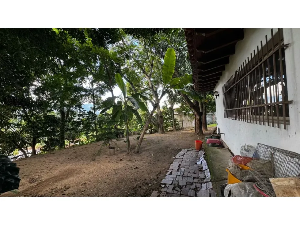 Vendo casa 1069m2 4H+S/4.5B+S/6P Prados del este - 8