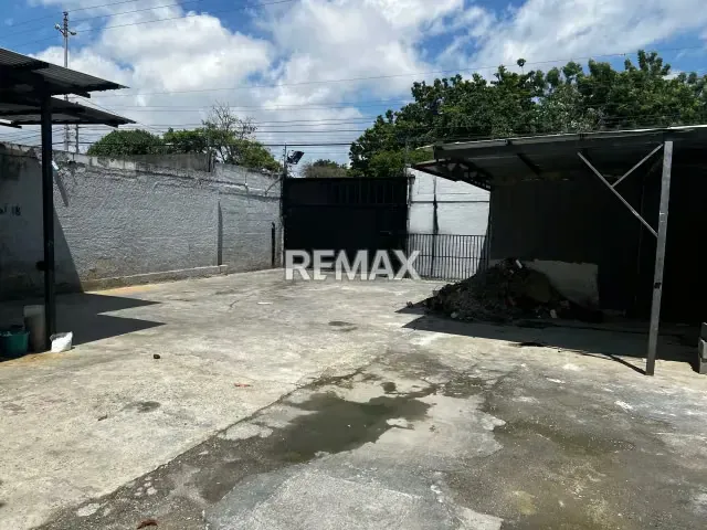 ALQUILO LOCAL INDUSTRIAL TALLER EN BARQUISIMETO - 4