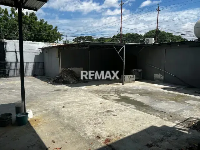 ALQUILO LOCAL INDUSTRIAL TALLER EN BARQUISIMETO - 7
