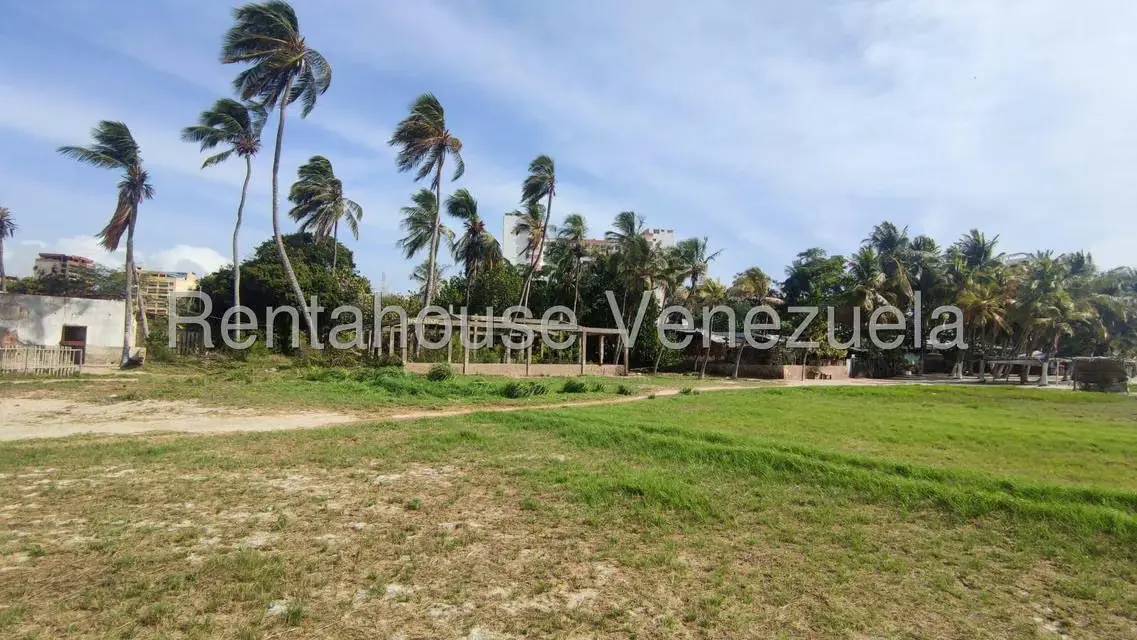Terreno (Comercial) en Venta en Porlamar, Nueva Esparta - 2