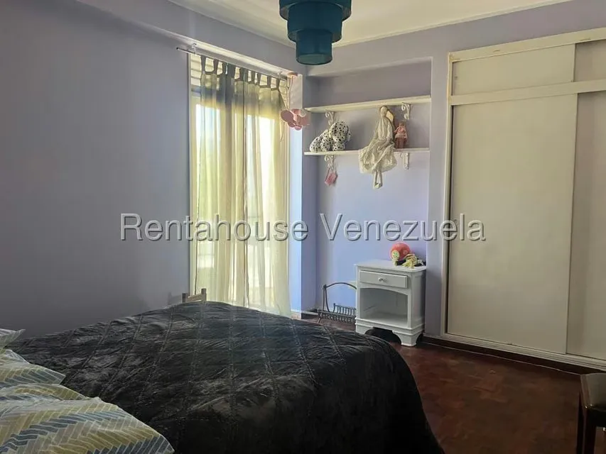 Apartamento (1 Nivel) en Alquiler en Colinas de Bello Monte, Distrito Metropolitano - 16