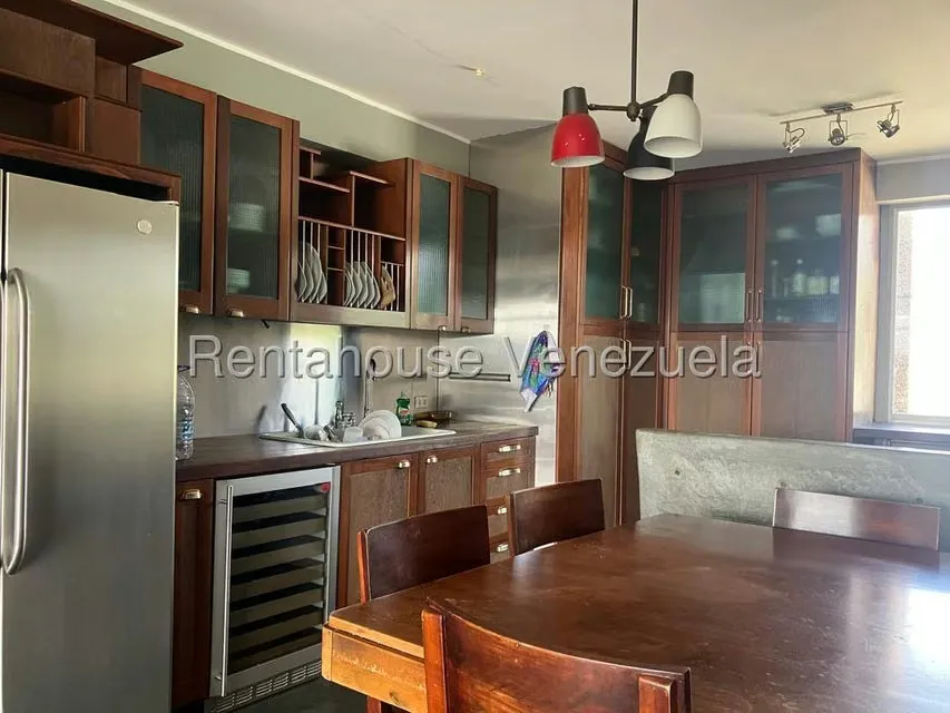 Apartamento (1 Nivel) en Alquiler en Colinas de Bello Monte, Distrito Metropolitano - 29