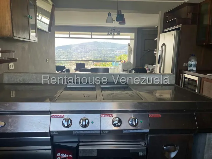 Apartamento (1 Nivel) en Alquiler en Colinas de Bello Monte, Distrito Metropolitano - 31