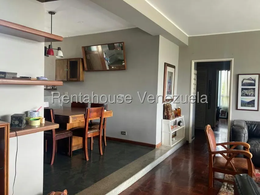 Apartamento (1 Nivel) en Alquiler en Colinas de Bello Monte, Distrito Metropolitano - 33